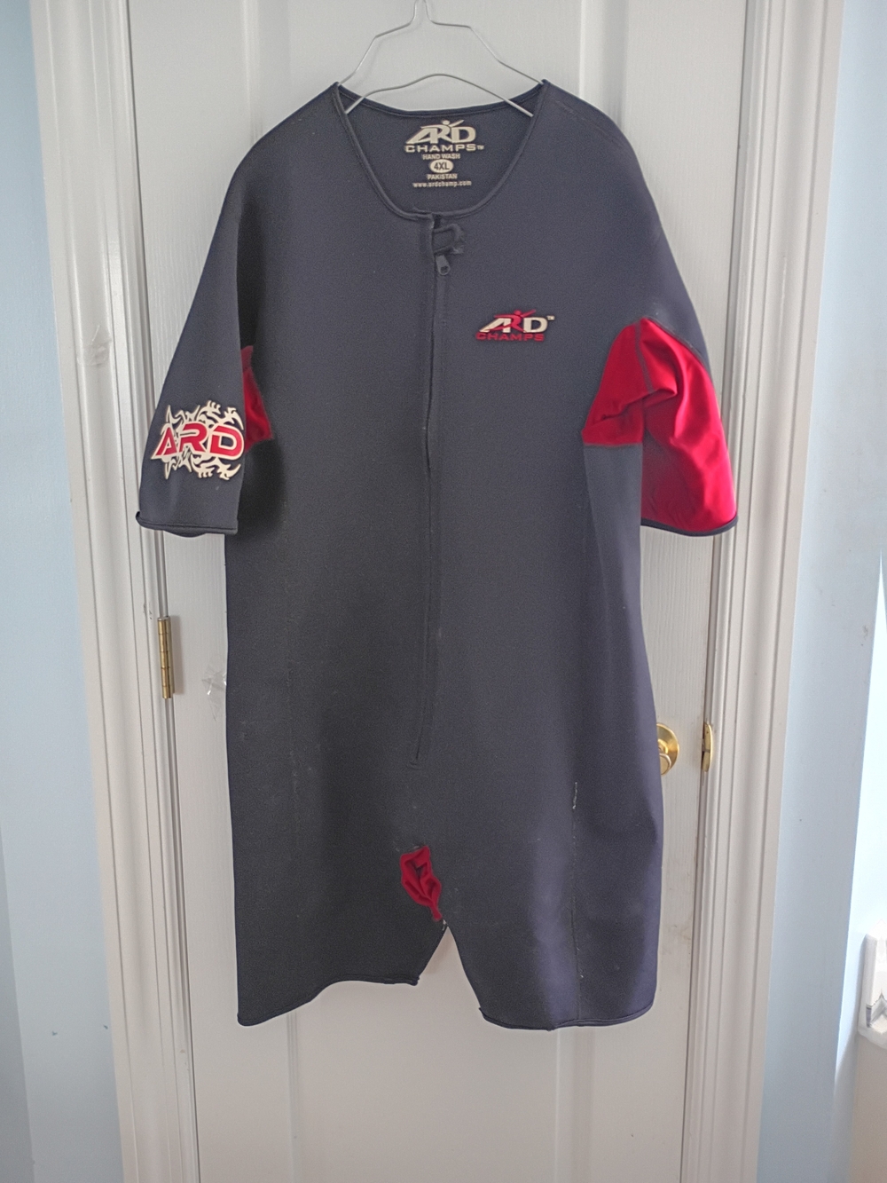 ARD Champs Black Short Sleeve Wetsuit Top with White Logo